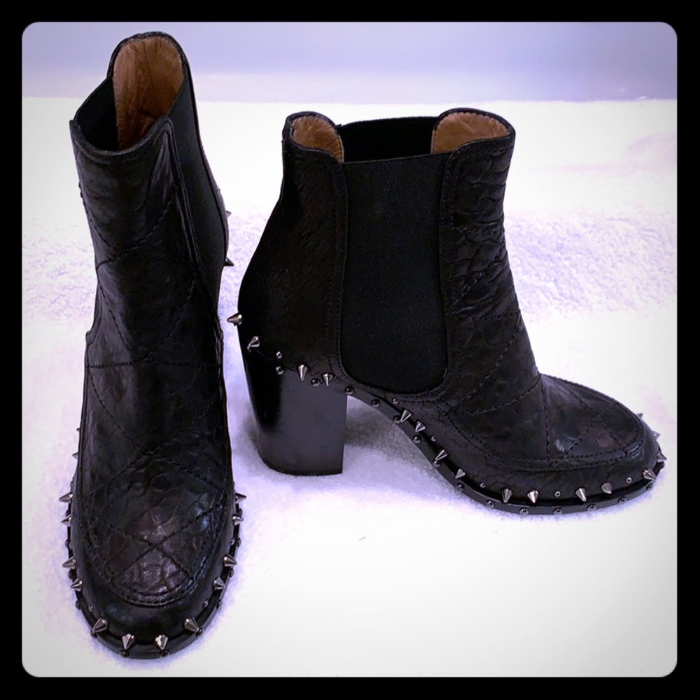 Designer Boots
